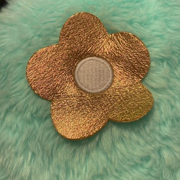 Squishmallows FuzzAMallows Ophelia - Picture 3 of 6